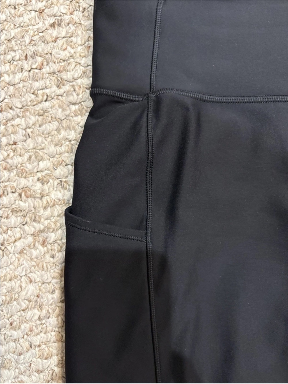 Lululemon fleeced lined leggings - Picture 3 of 3